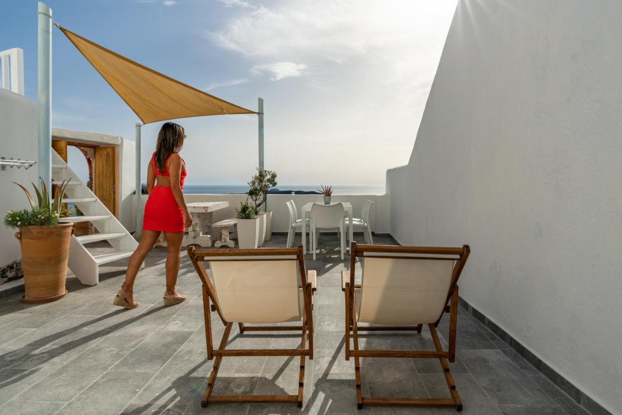 Akron Cliff Suite Фира Екстериор снимка